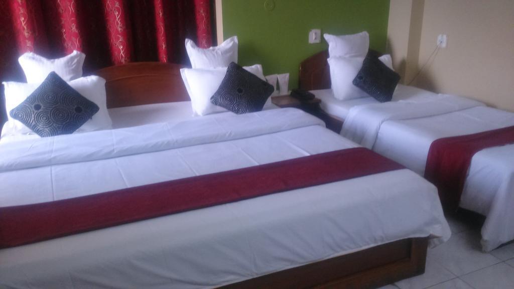 Breeze Hotel Siliguri Pokój zdjęcie