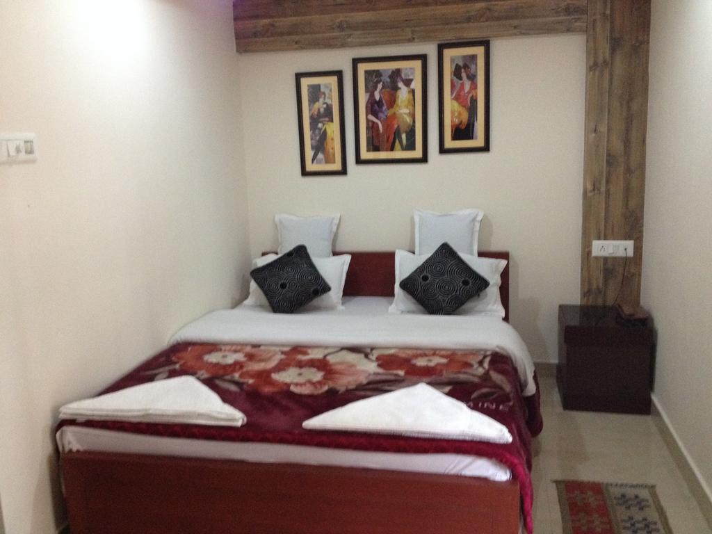 Breeze Hotel Siliguri Pokój zdjęcie
