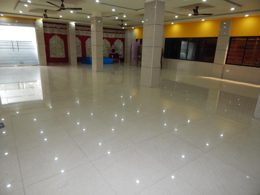 Breeze Hotel Siliguri Zewnętrze zdjęcie