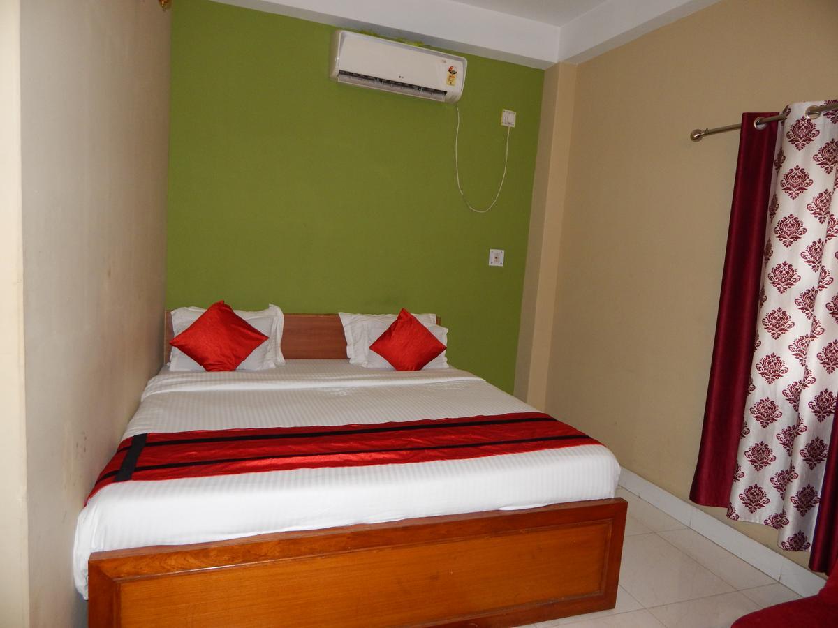 Breeze Hotel Siliguri Zewnętrze zdjęcie